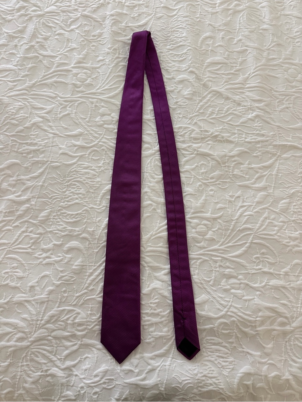 HUGO BOSS Men's Tie Dark Purple Made In ITALY Luxury Authentic